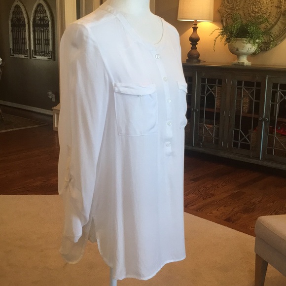 Cupio White Blouse in Medium - Picture 5 of 12